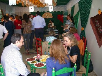 Fabricantes se dan cita en la Feria de Abril 2011 Compuspain