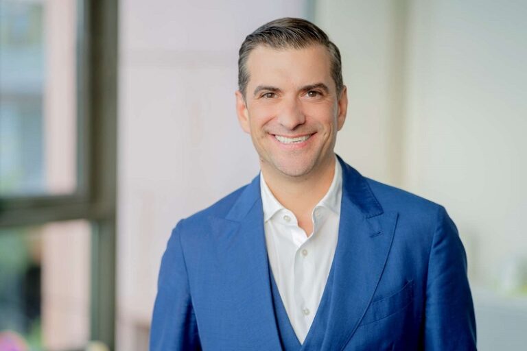 Leggi l'articolo Ivo Ivanov, de DE-CIX: “La interconexión digital es el backbone del crecimiento económico”