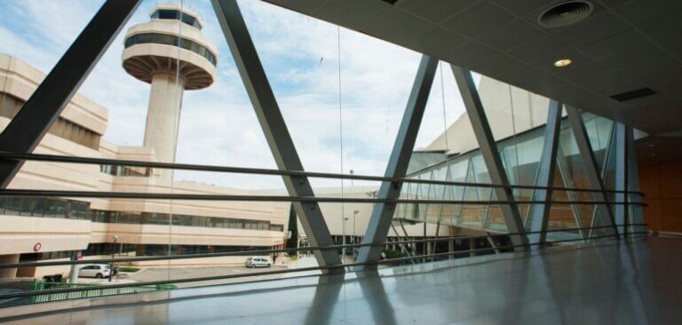 Aeropuerto Palma de Mallorca. Grupo Amper