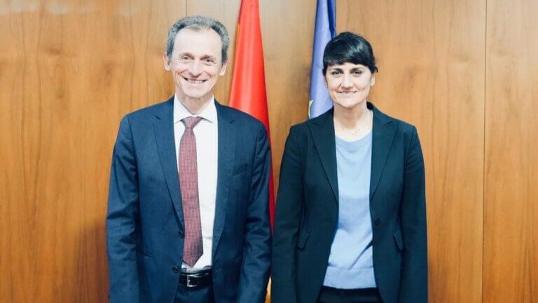 Reunion-Pedro-Duque-y-Maria-Gonzalez-Veracruz