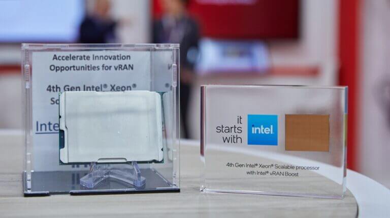 Ampliación colaboración Vodafone e Intel en Open RAN.