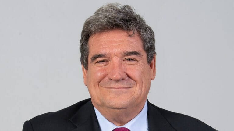 José Luis Escrivá, ministro para la Transformación Digital y de la Función Pública. Aprobada fusión Orange y MásMóvil.