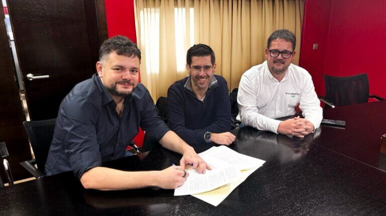 CEO de las empresas promotoras de Galnix.