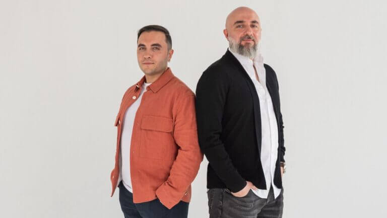 Abraham Burak y Bahadir Ozdemir co-fundadores de Airalo