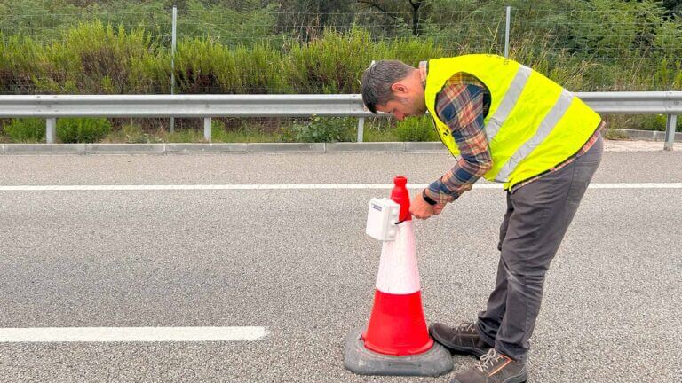 Proyecto CHMSISINT: conos inteligentes que salvan vidas