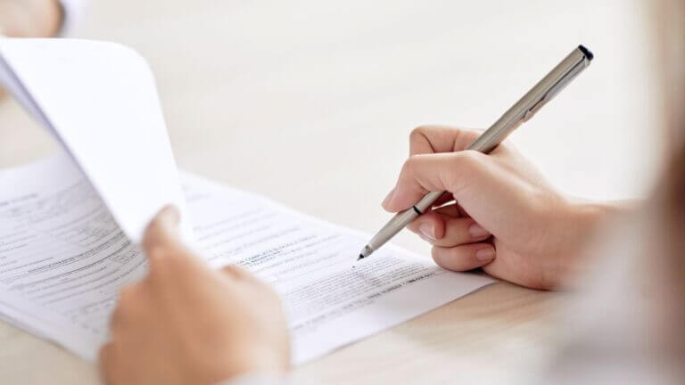 Ezentis acaba el año con la firma de nuevos contratos