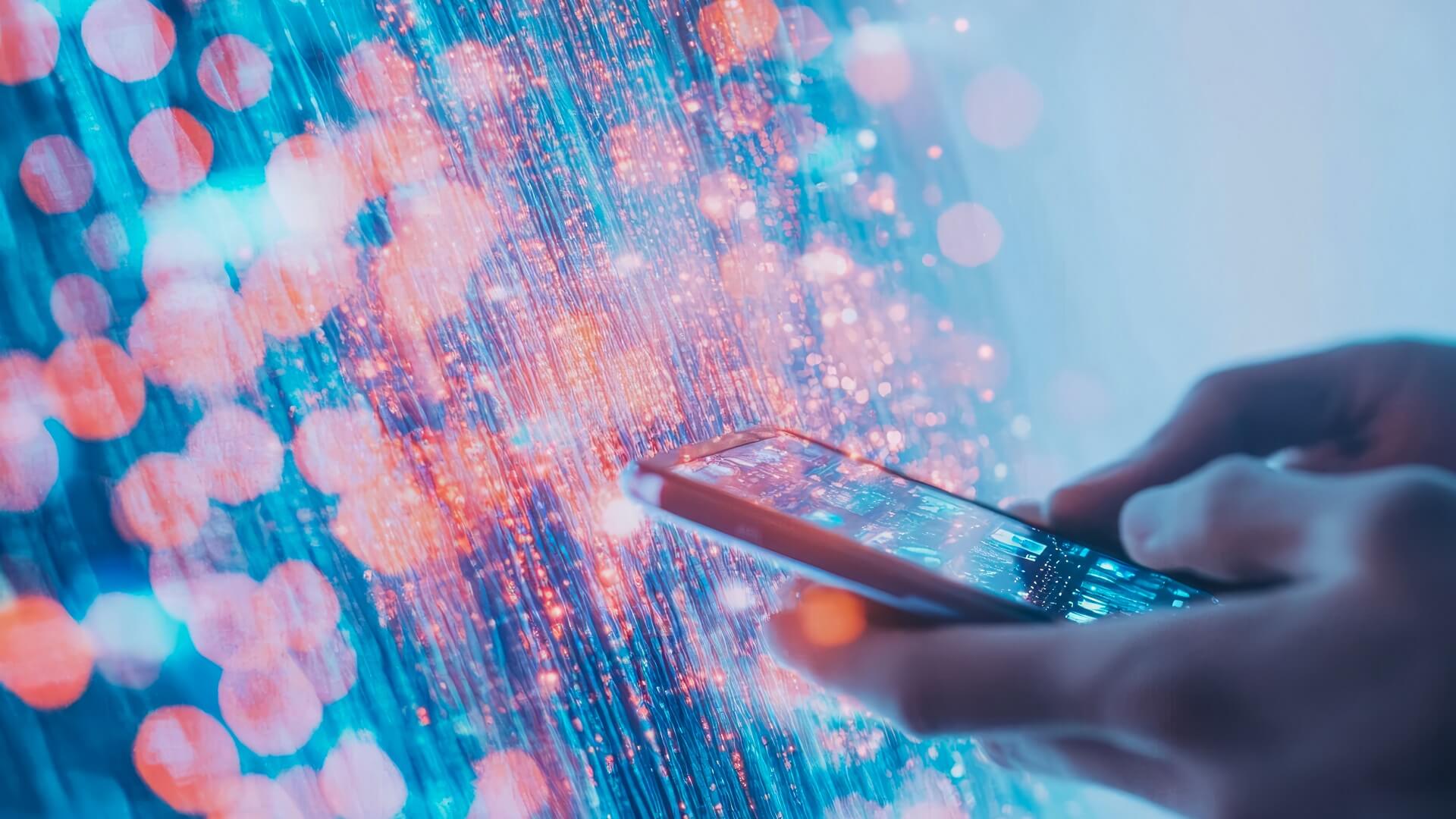 Segundo semestre de 2024: estos fueron los líderes en redes fijas y móviles en España