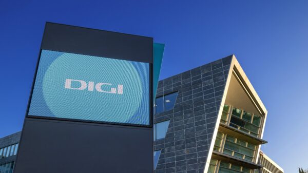 DIGI ingresa un 19% más hasta septiembre y estudia sacar a Bolsa un parte de la empresa