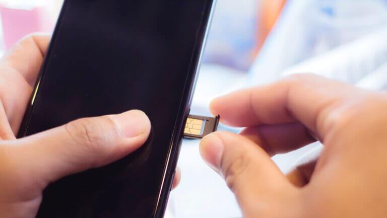 Sólo el 9,7% de los españoles cambió de operadora de telefonía móvil en 2024