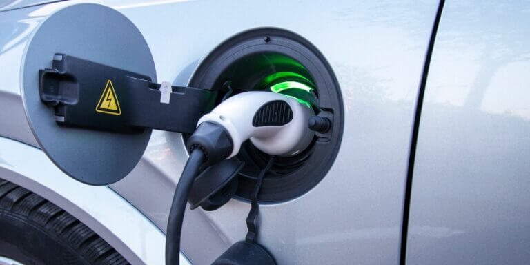 EnGenius lanza ecosistema cloud para la conectividad en recarga de vehículos eléctricos
