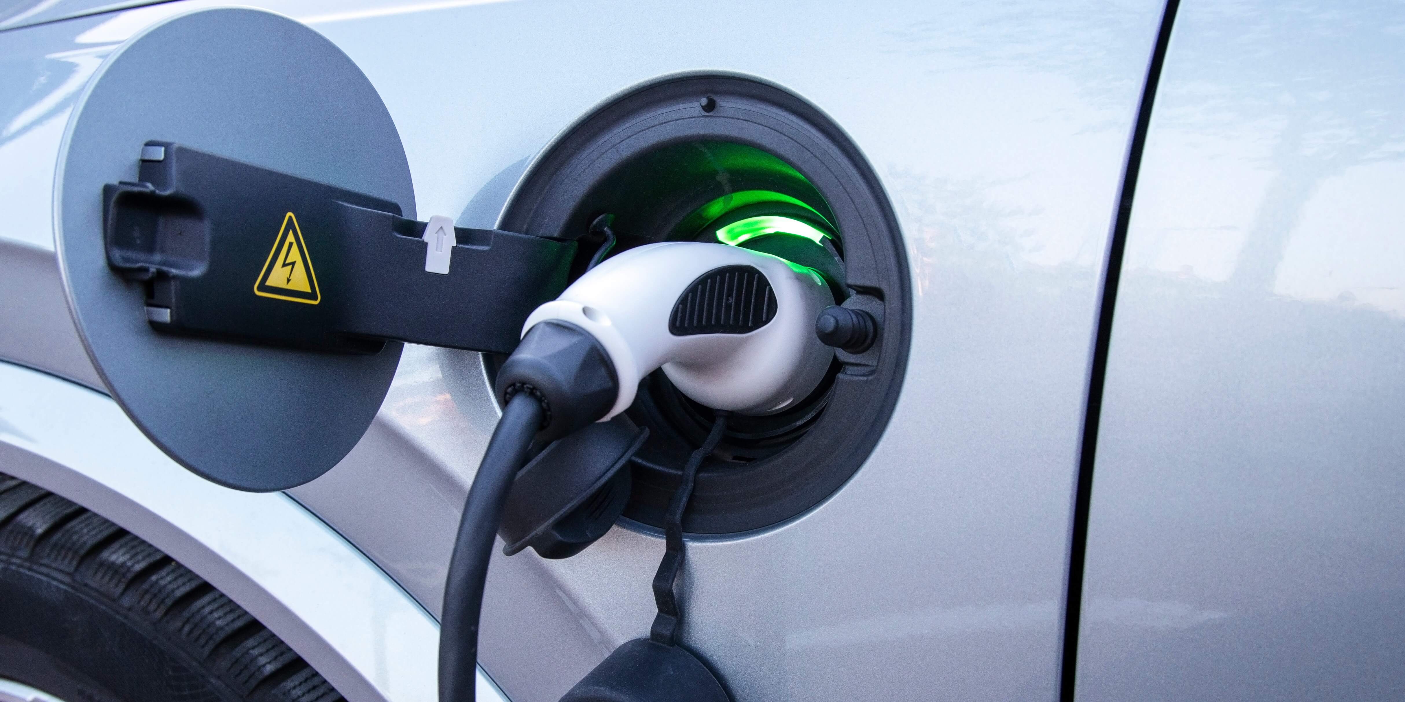 EnGenius lanza ecosistema cloud para la conectividad en recarga de vehículos eléctricos