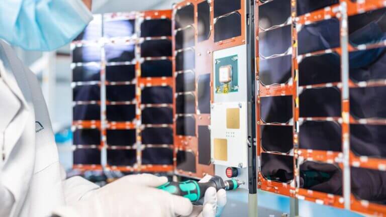 Sateliot vuelve a confiar en Alén Space para la fabricación de 5 nuevos satélites