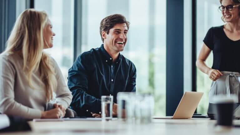 Vodafone anuncia Always On: líneas móviles de respaldo con eSIM