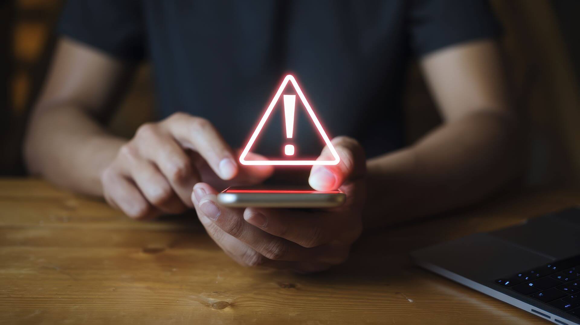 Las apps móviles rastrean a los usuarios a través de Wi-Fi y Bluetooth