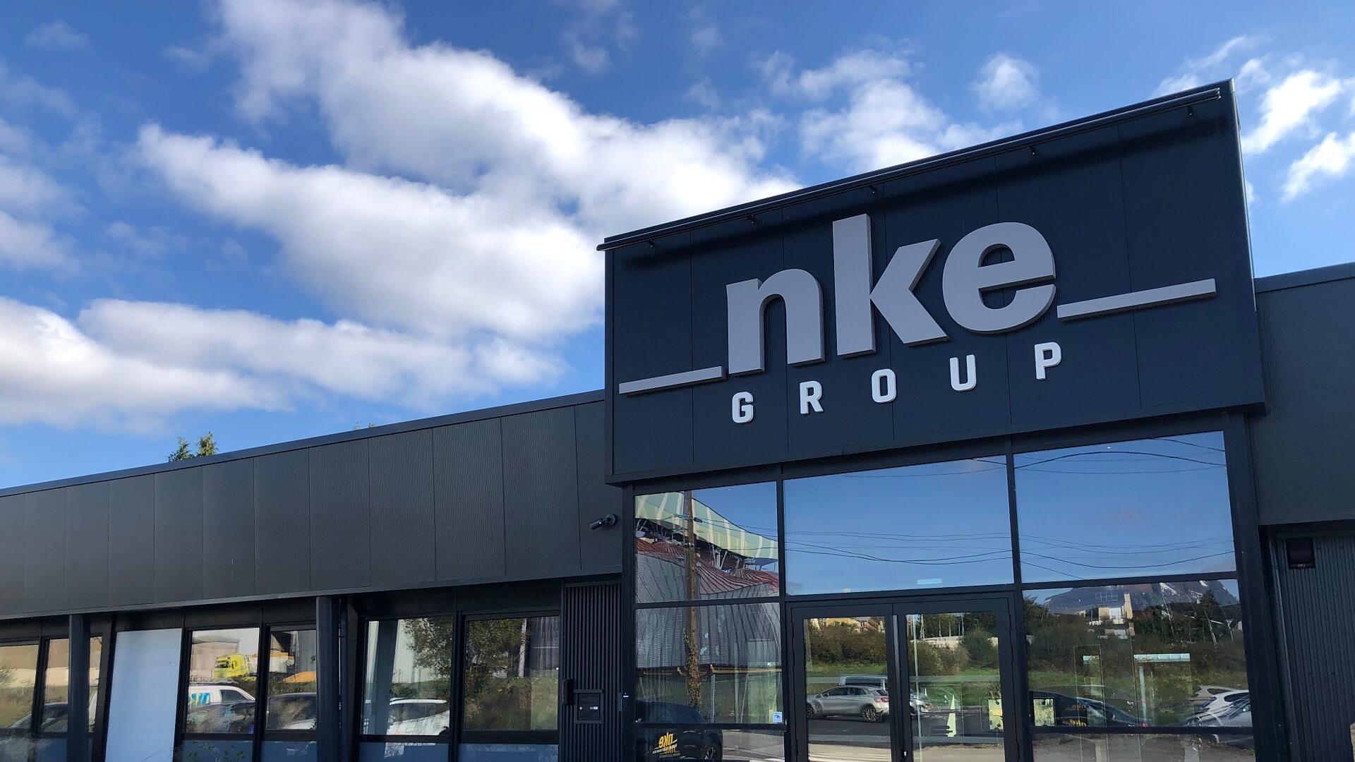 Satlink compra al especialista francés Nke