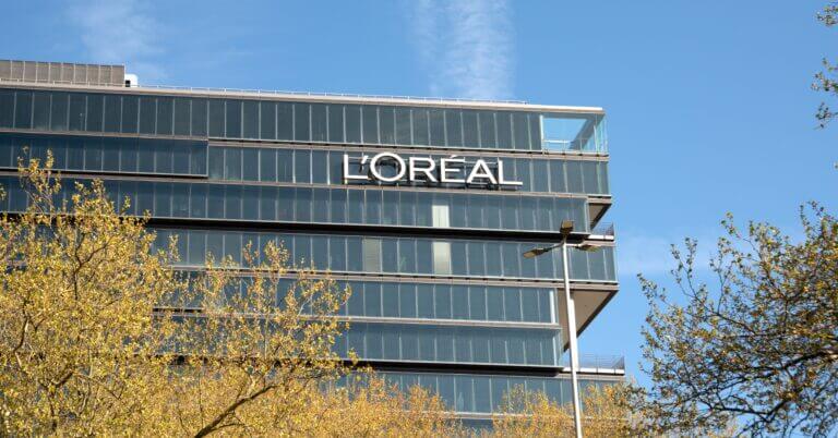 L’Oréal refuerza su presencia en redes con un programa global de promoción interna