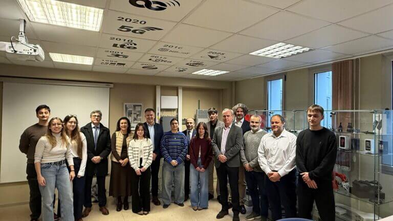 La Universidad de Oviedo cubre con 5G su Campus de Gijón