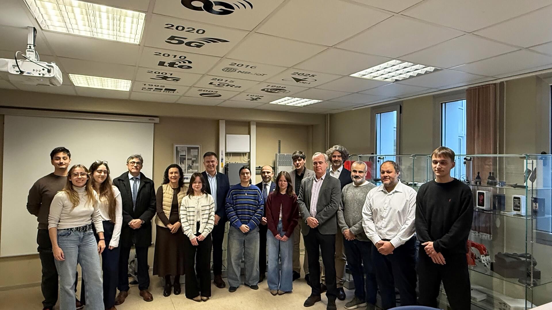 La Universidad de Oviedo cubre con 5G su Campus de Gijón