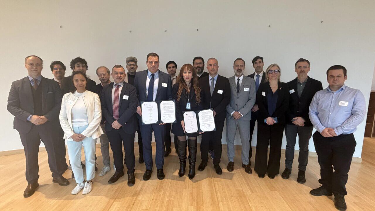 Consorcio del proyecto europeo VLEO DEF, lidero por Sener.