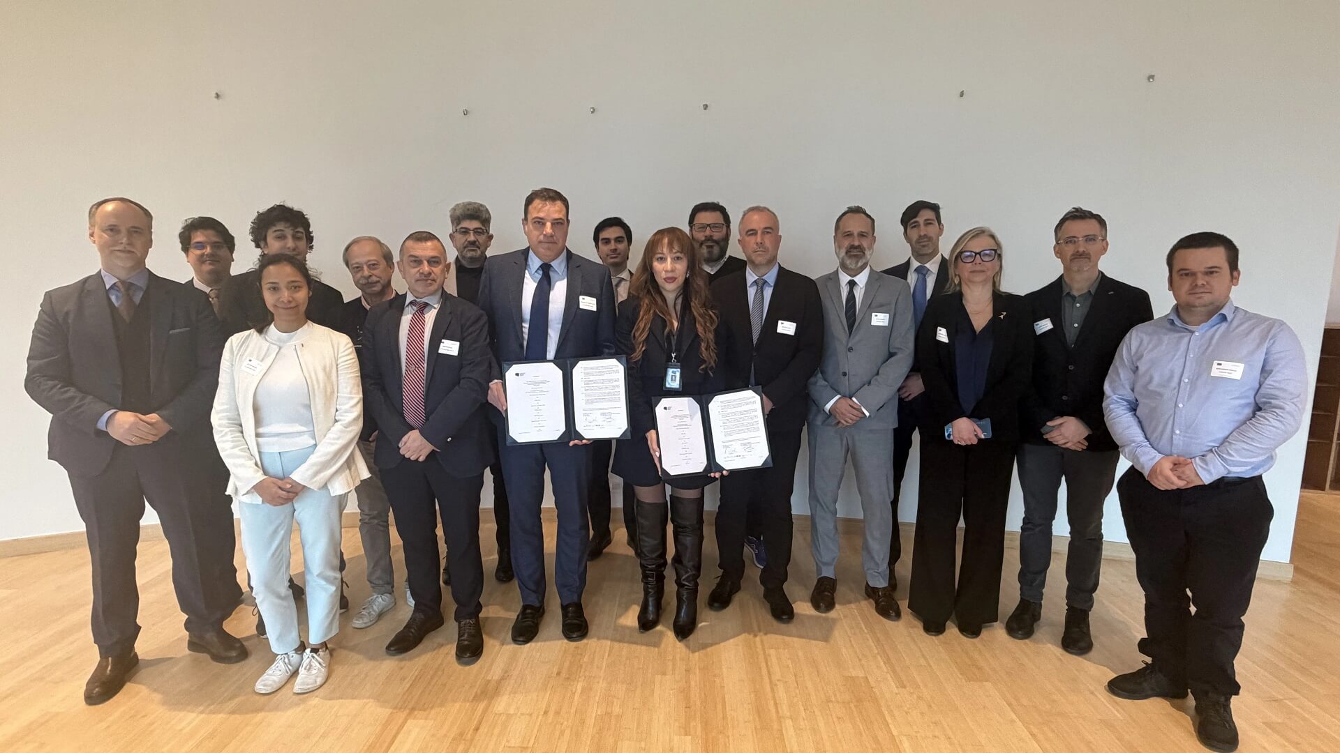 Consorcio del proyecto europeo VLEO DEF, lidero por Sener.