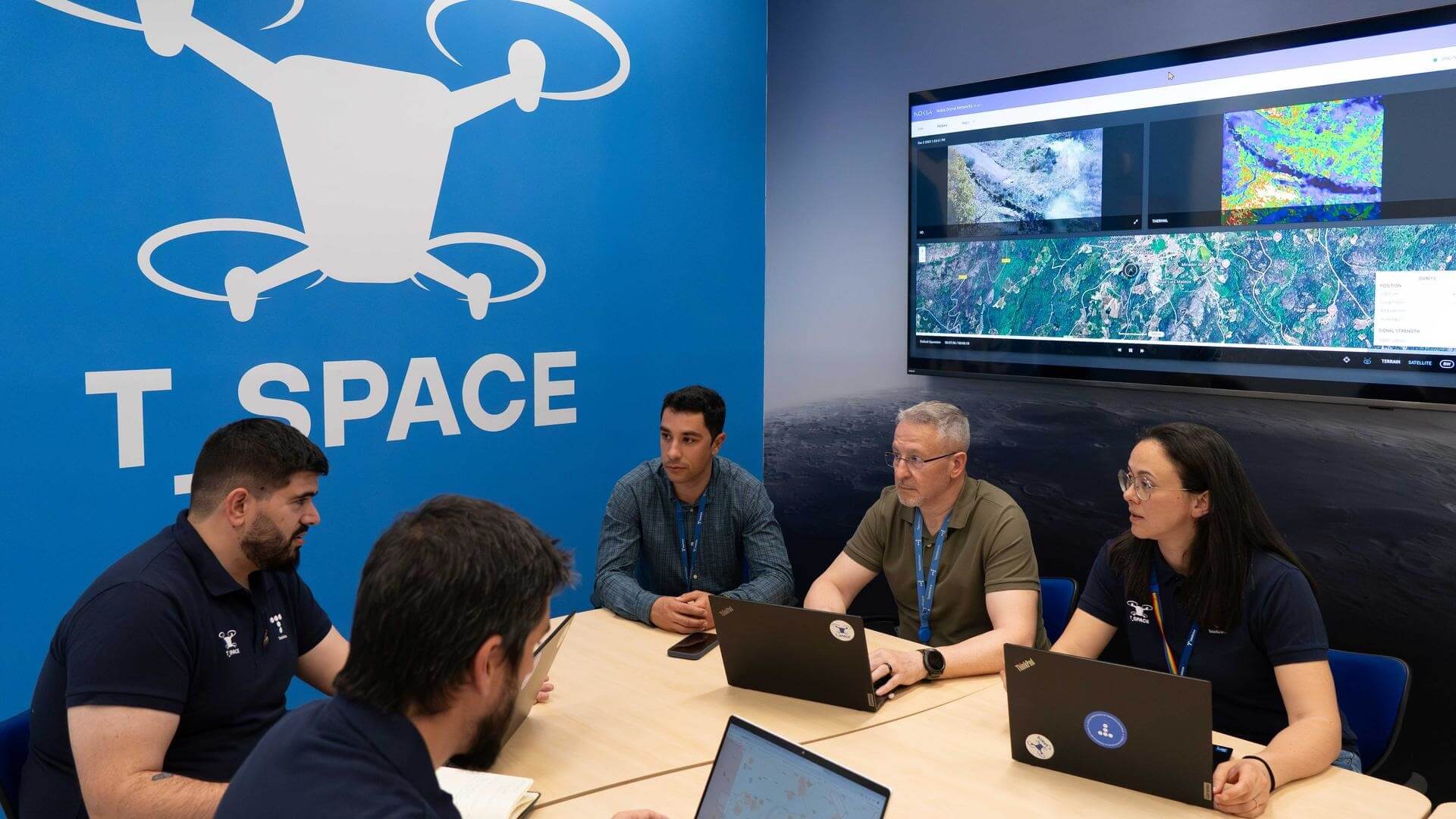 Telefónica presenta T_Space, servicio comercial de drones pilotados en remoto