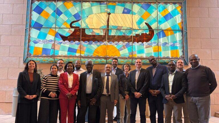 Via África: nuevo cable submarino que conectará Europa y África