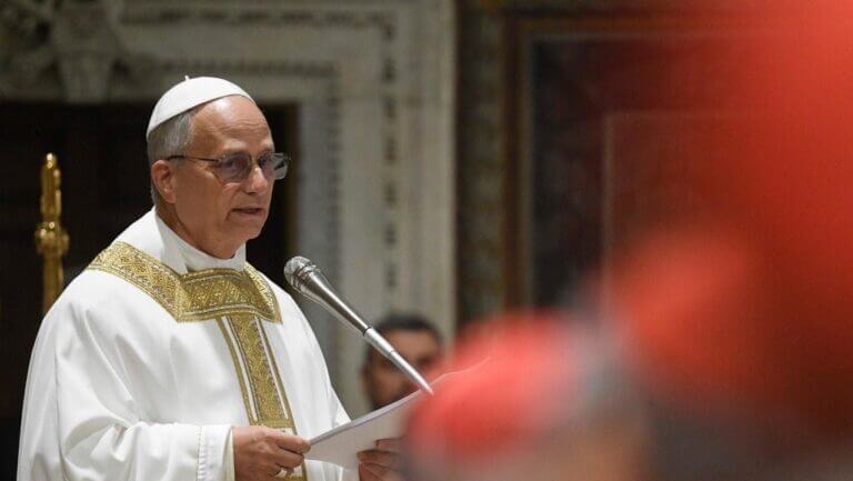 El Papa León XIV visita España y las operadoras refuerzan sus redes