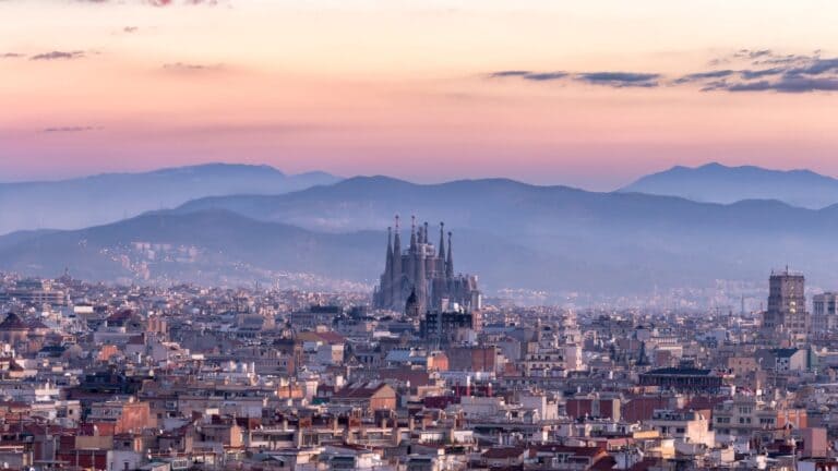 Lyntia extiende la cobertura de DC Connect al nuevo CPD de Digital Realty en Barcelona