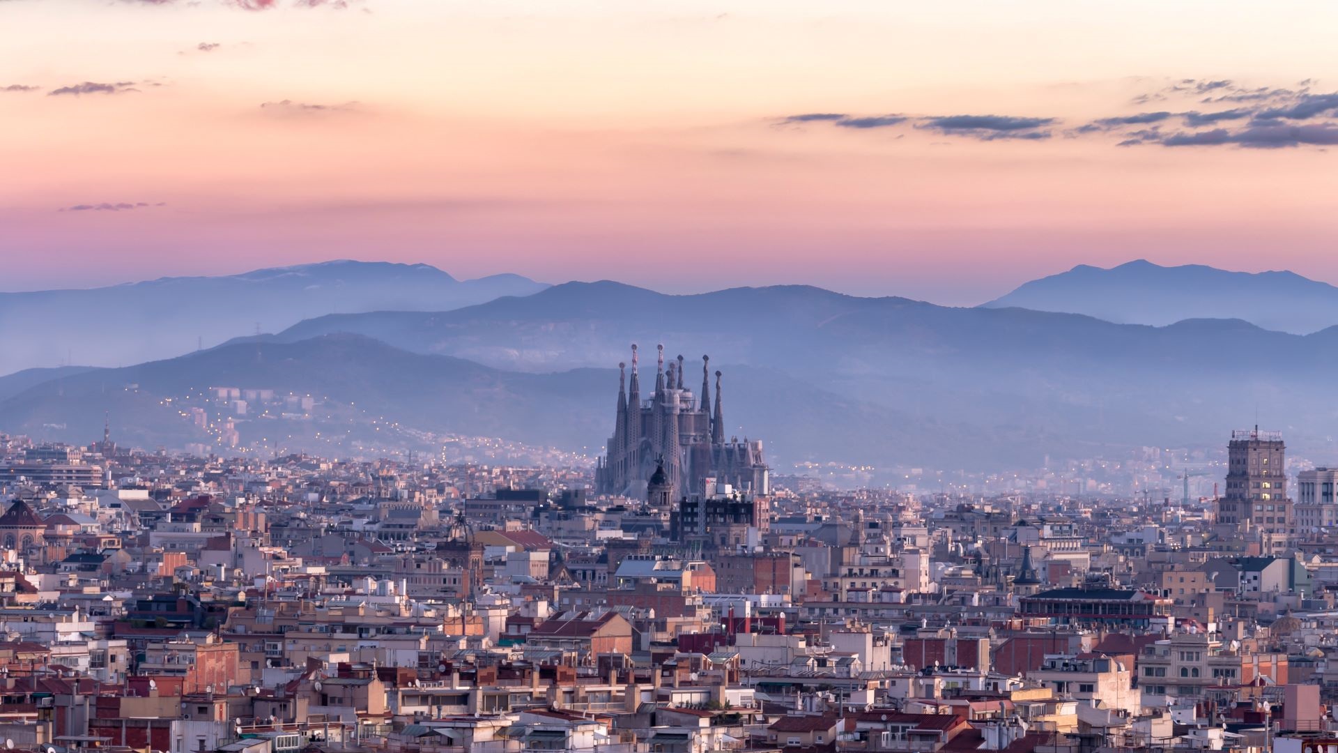 Lyntia extiende la cobertura de DC Connect al nuevo CPD de Digital Realty en Barcelona