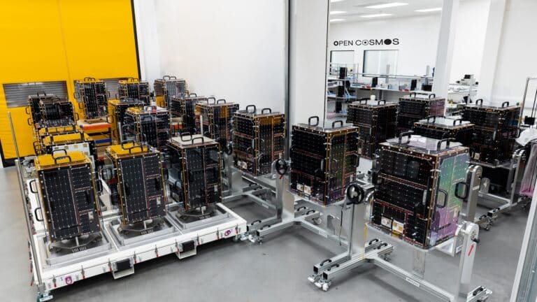 192 satélites compondrán la constelación ConnectedCosmos